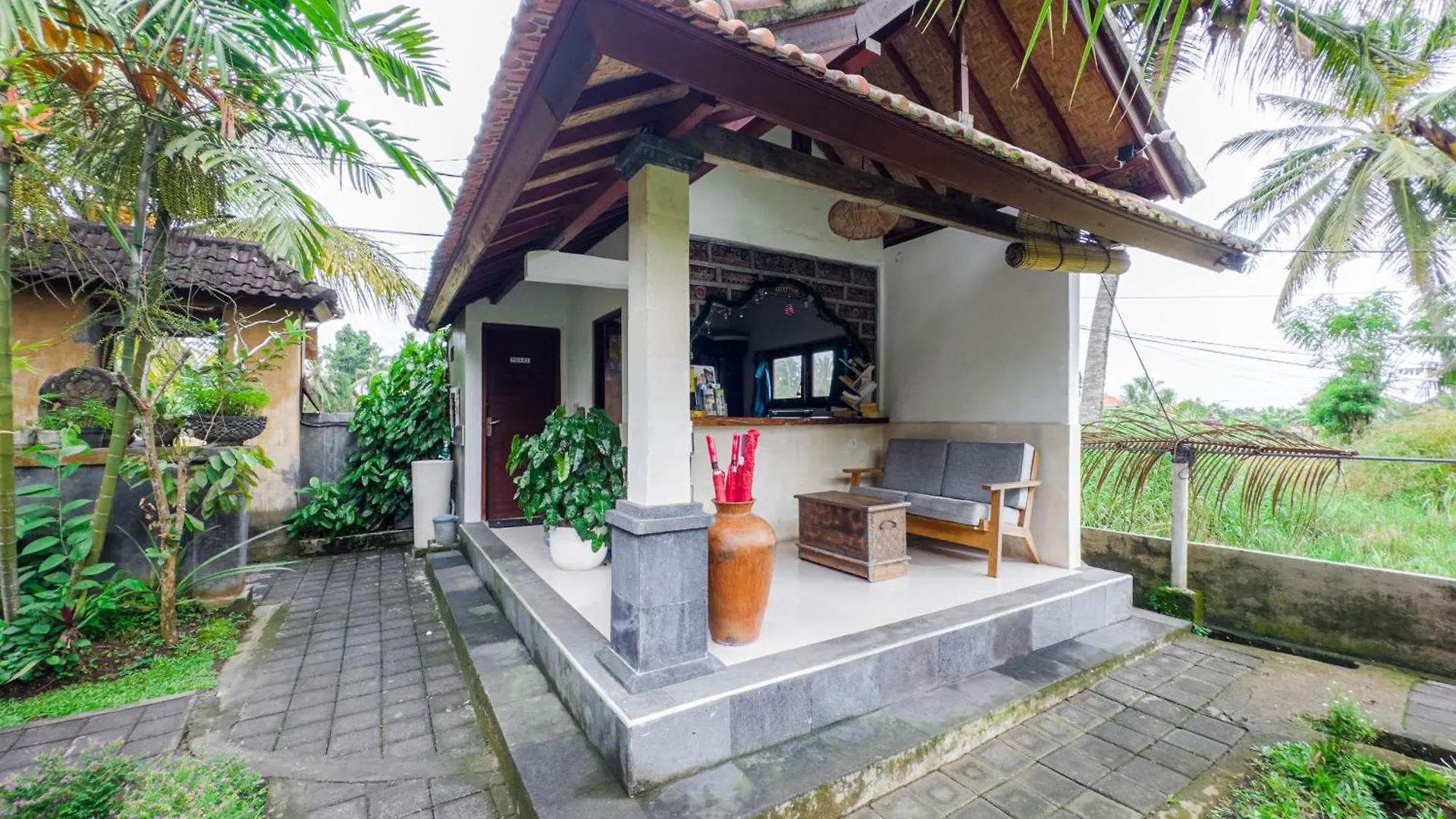 Ubud Shanti Rice Field House By Supala Убуд