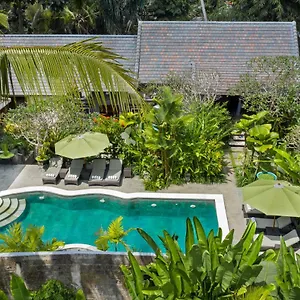 4* Hotel Kano Sari Villas