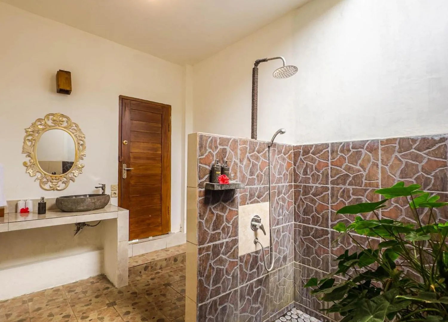 Hotel Ubud Shanti Rice Field House By Supala