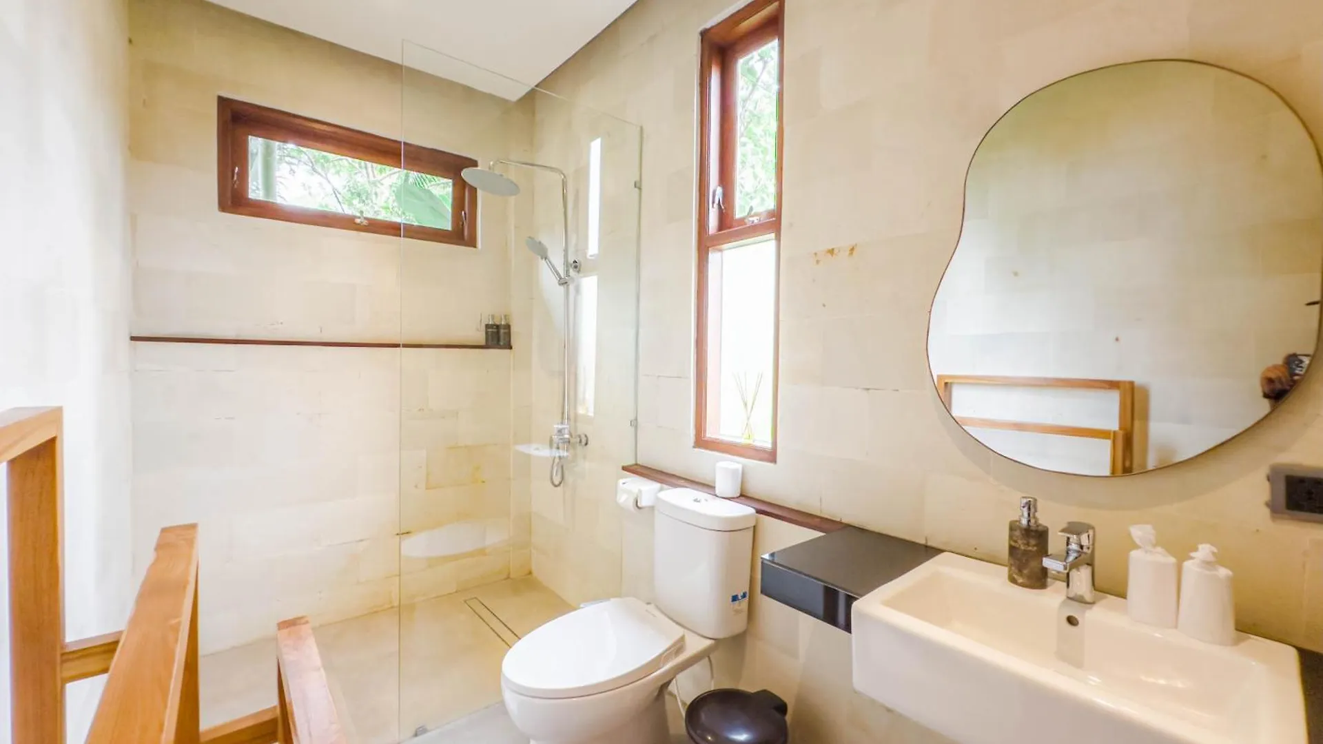 Hotel Ubud Shanti Rice Field House By Supala
